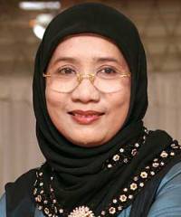 Dr. Andi Nurpati, M.Pd